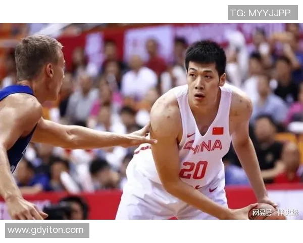 任骏飞领衔广东男篮奋勇拼搏助力球队争夺新赛季冠军荣耀